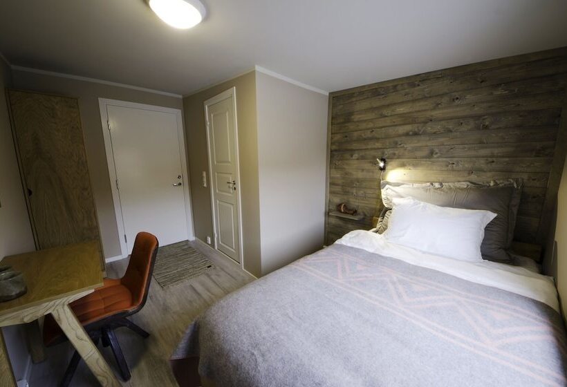 Номер Стандарт Индивидуальный, 8 Seasons