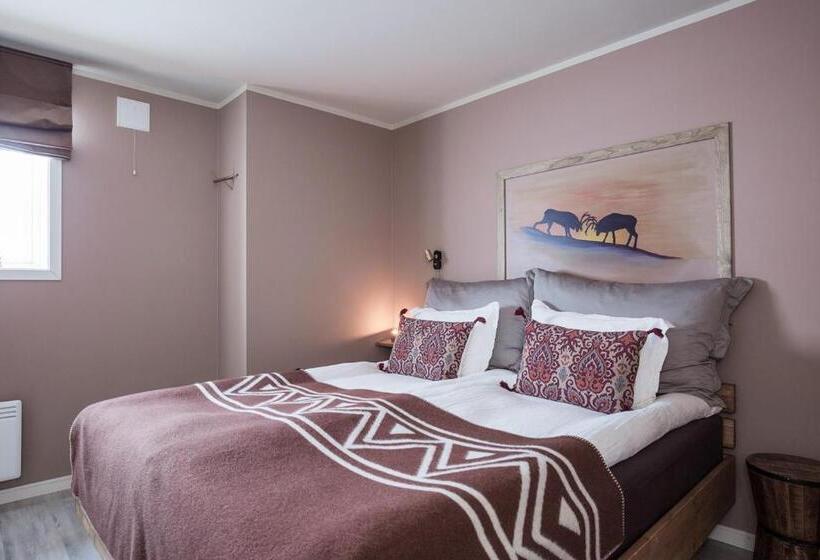 Номер Стандарт, 8 Seasons