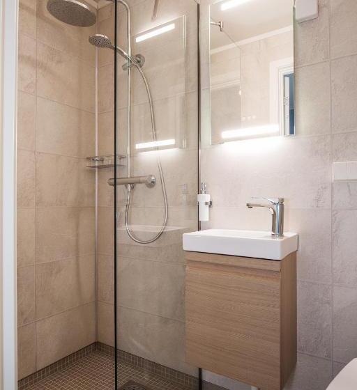 Номер Стандарт Индивидуальный, 8 Seasons