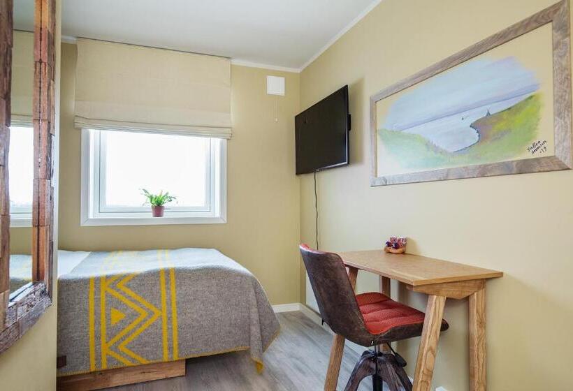 Номер Стандарт Индивидуальный Вид на Море, 8 Seasons