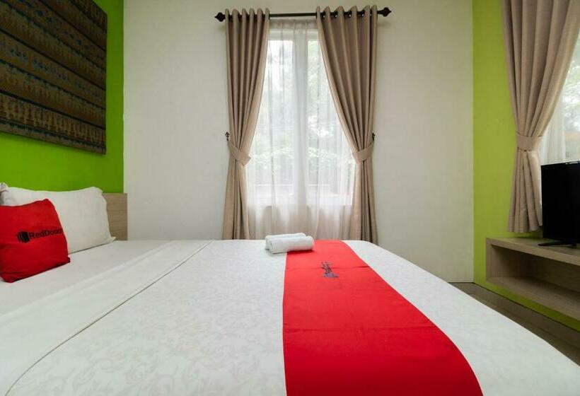 חדר סטנדרט, Reddoorz Syariah Near Prasetya Mulya Cilandak Campus