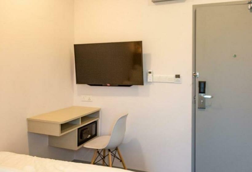 Номер Стандарт, The Crown Hotel Klia