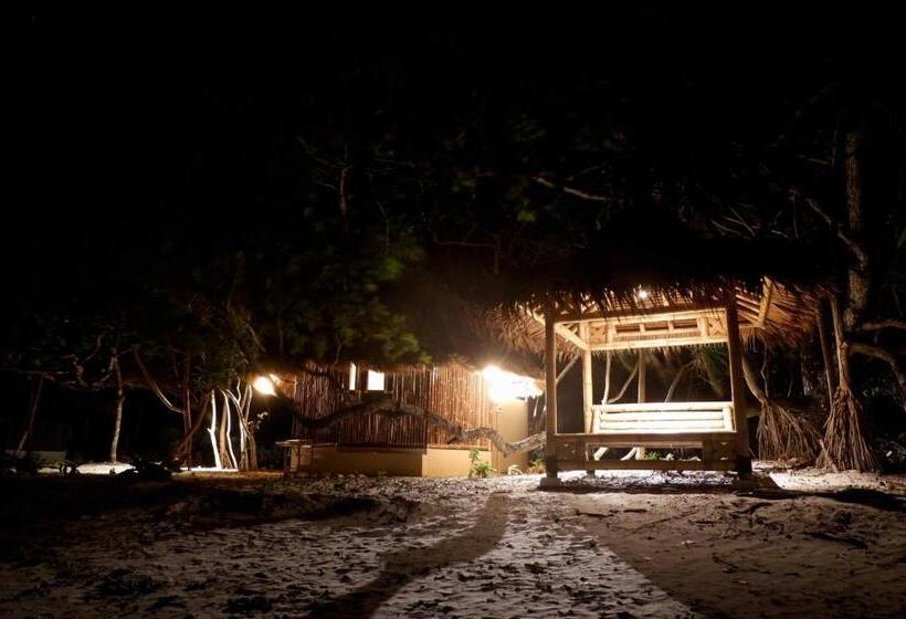 غرفة قياسية سرير كينج, Nikki Peucang Resort