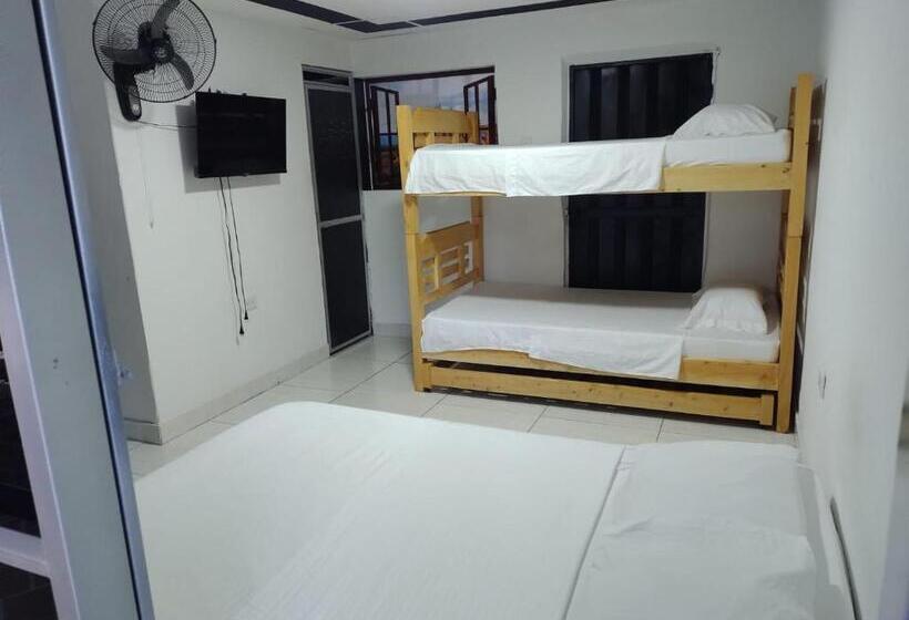 4인용 스탠다드 룸, Miski Wasi Hospedaje Neiva