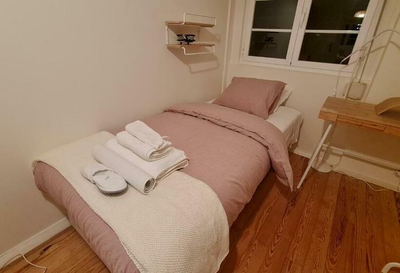 اتاق استاندارد, Majesticlara Lisbon Guest House