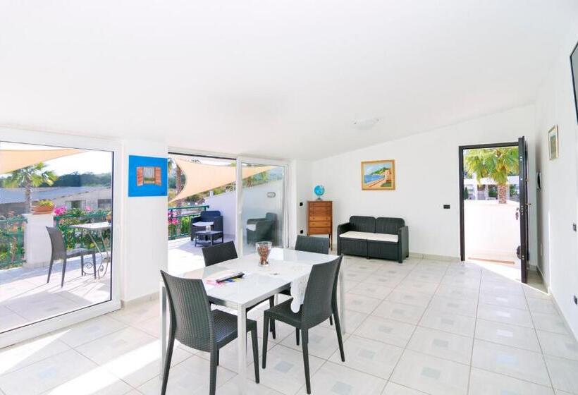 شقة غرفة واحدة, Brezza Dell Alento