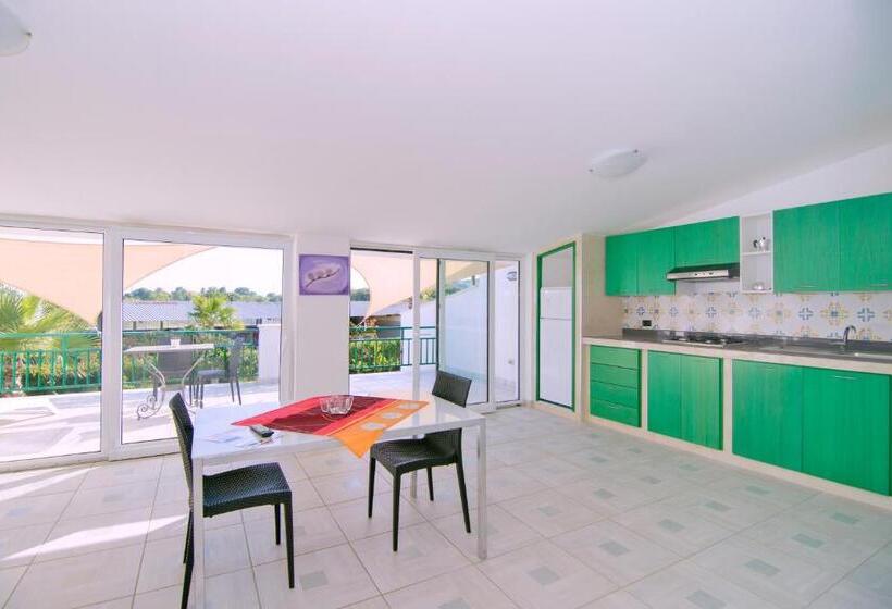 شقة غرفة واحدة, Brezza Dell Alento