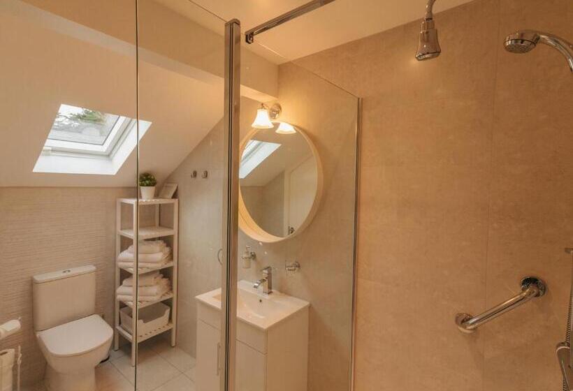 디럭스 룸 킹사이즈 침대, Mount Barker