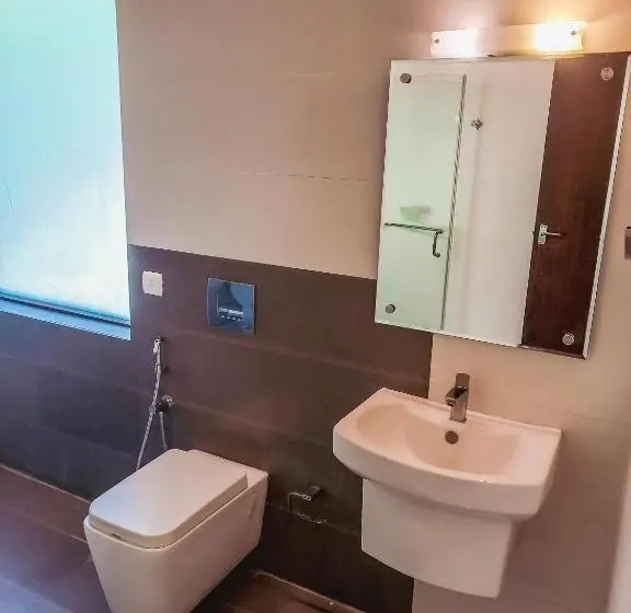 バルコニー付きデラックスルーム, The Wave Lakeview Resort & Spa