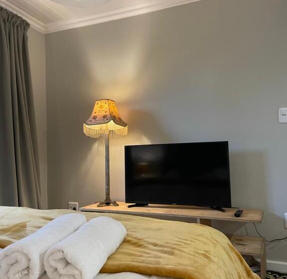 اتاق استاندارد, Sarah S Place  Heatherlands,george