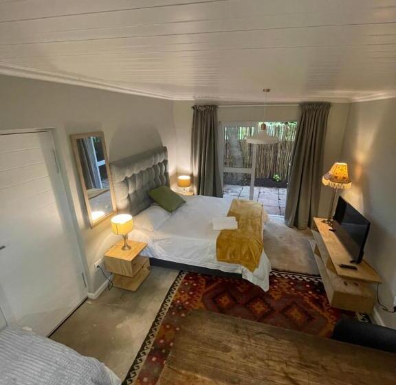 חדר סטנדרט, Sarah S Place  Heatherlands,george