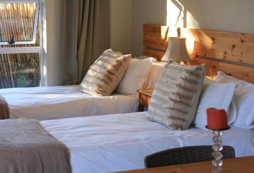 חדר דלוקס נוף לגינה, Sarah S Place  Heatherlands,george