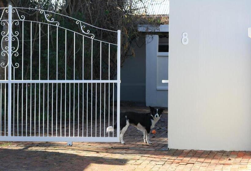 חדר דלוקס, Sarah S Place  Heatherlands,george