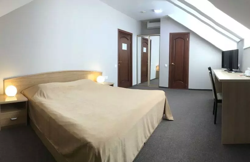 ビジネスルーム, Business Hotel Kostroma