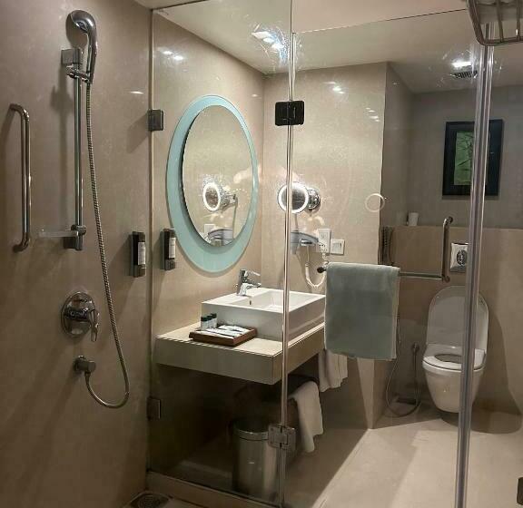 デラックスルーム, Fortune Select Sg Highway, Ahmedabad Member Itc S Hotel Group