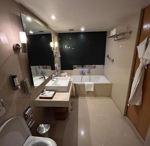 クラブルーム, Fortune Select Sg Highway, Ahmedabad Member Itc S Hotel Group