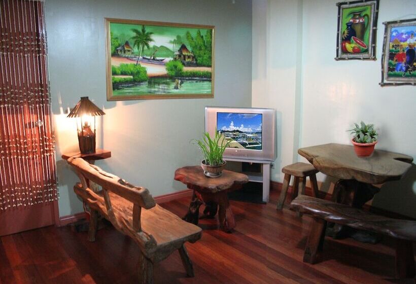 Номер Deluxe, 1775 Adriatico Suites