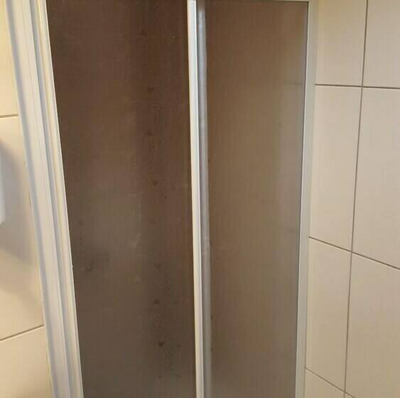 标准三人间, Atalay