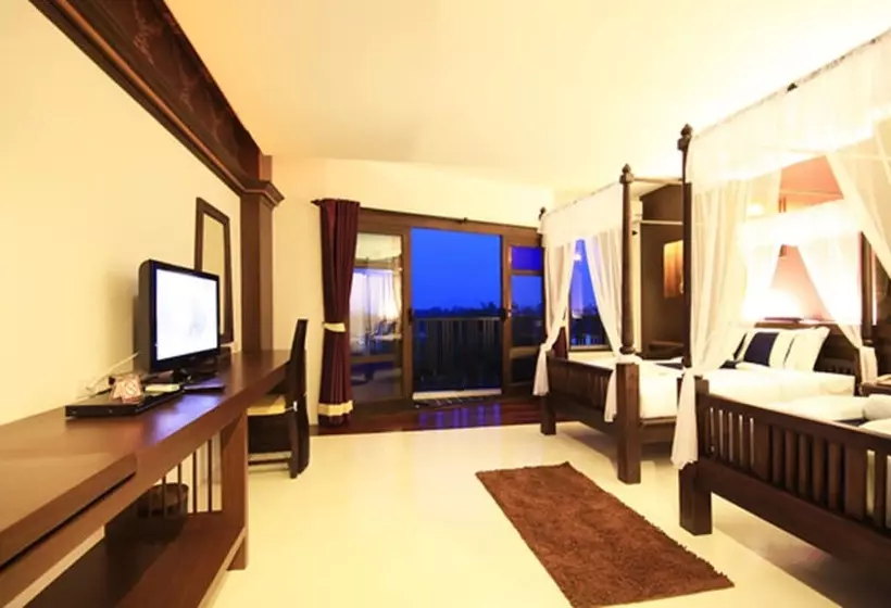 اتاق لوکس, Dee Andaman