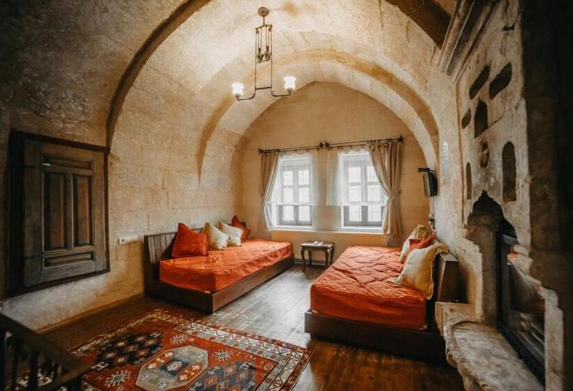 جناح جونيور, Dere Suites Cappadocia