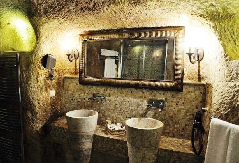 جناح, Dere Suites Cappadocia