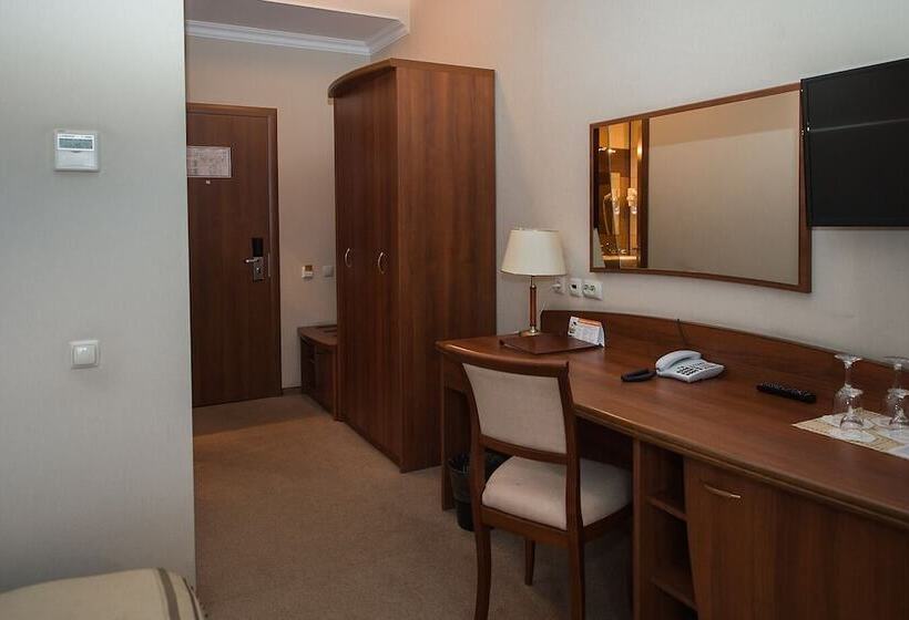 חדר סטנדרט עם מרפסת, Heliopark Residence