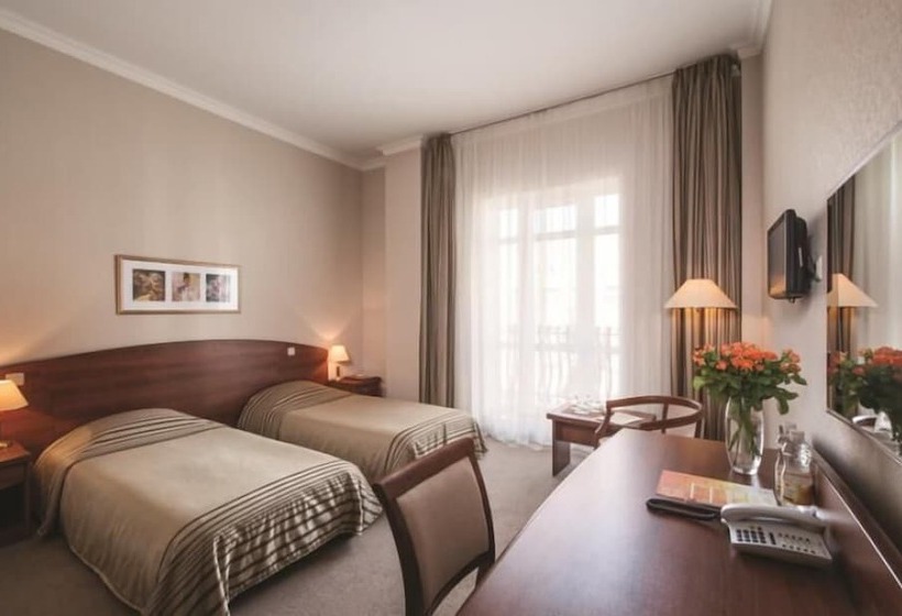 חדר סטנדרט עם מרפסת, Heliopark Residence