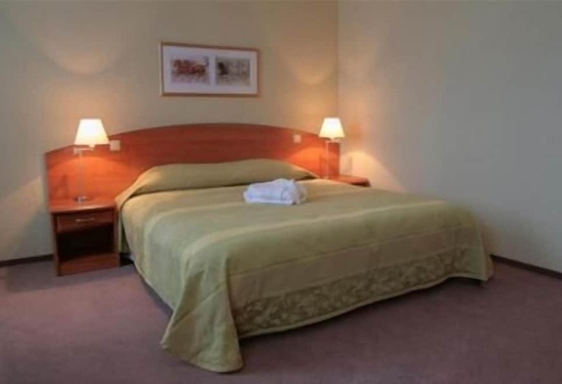 חדר סופריור, Heliopark Residence