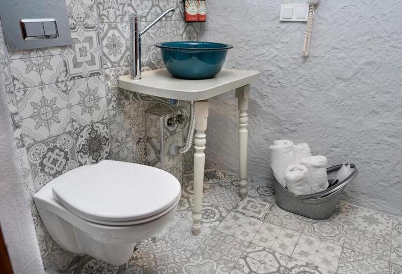 اتاق استاندارد با تراس, Hich Hotel Konya