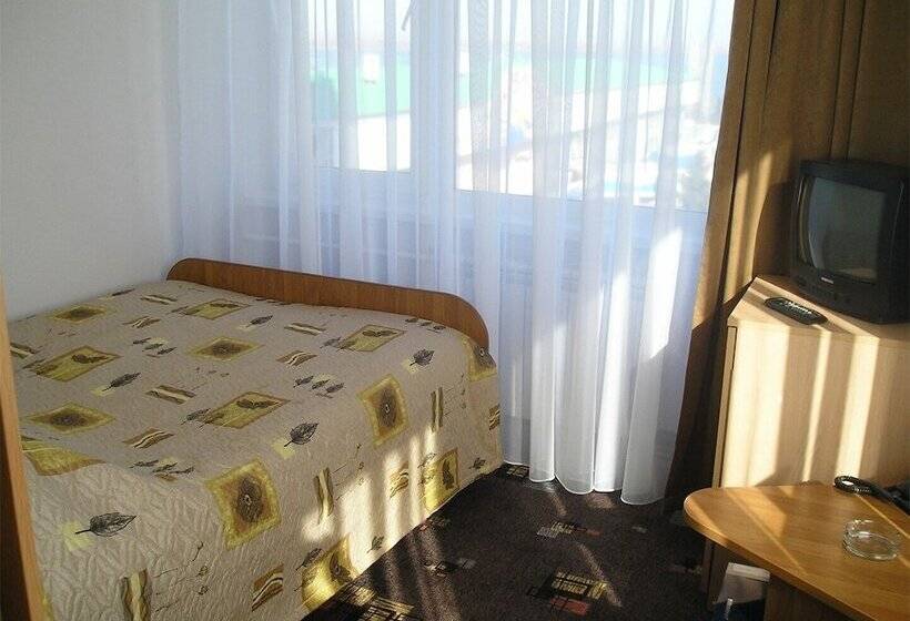 エコノミーシングルルーム, Rossiya