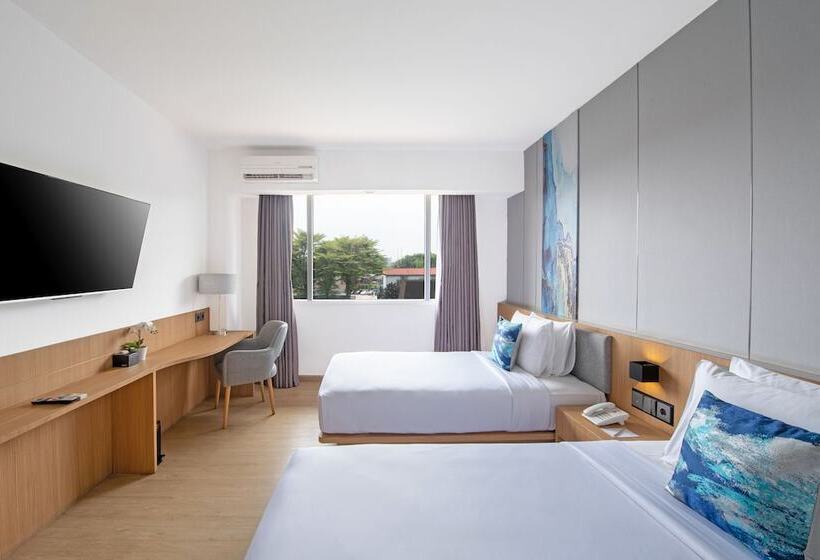 Номер Superior с Террасой, Oakwood Hotel & Apartments Taman Mini Jakarta