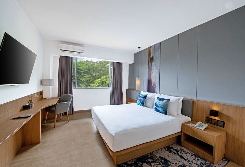 Номер Superior с Террасой, Oakwood Hotel & Apartments Taman Mini Jakarta