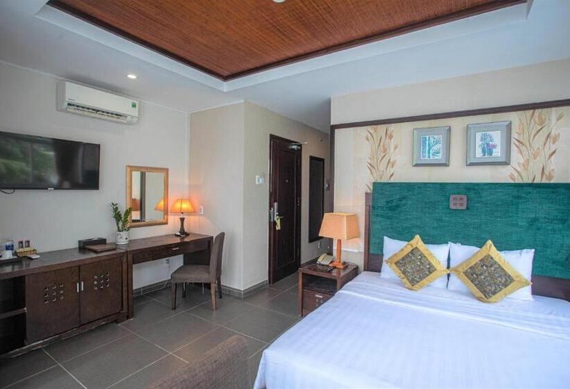 اتاق پریمیوم با چشمانداز باغ, Seaside Resort Vung Tau