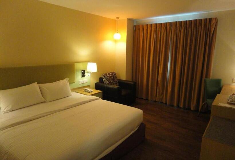 Номер Deluxe, The Pavilion