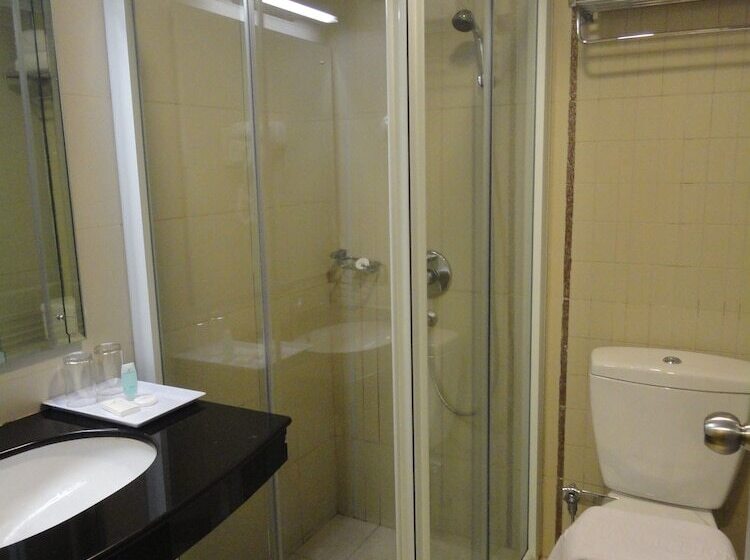 Номер Superior, The Pavilion