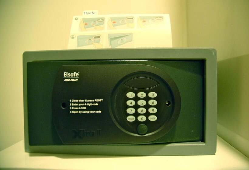 Номер Deluxe, The Pavilion