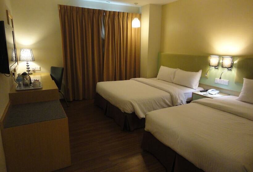 Семейный Номер, The Pavilion