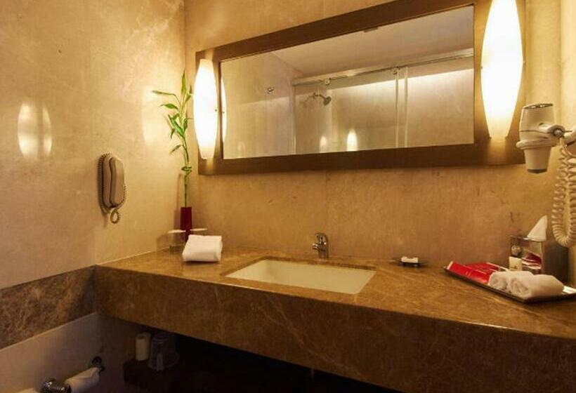 スタンダードルーム, The Gateway Hotel Beach Road Visakhapatnam