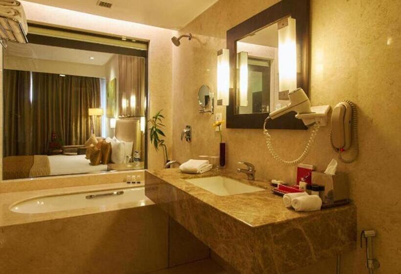 オーシャンビューデラックススイート, The Gateway Hotel Beach Road Visakhapatnam