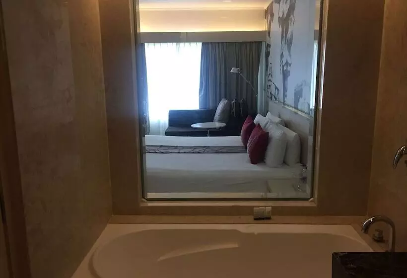 エクゼクティブルーム, The Gateway Hotel Beach Road Visakhapatnam
