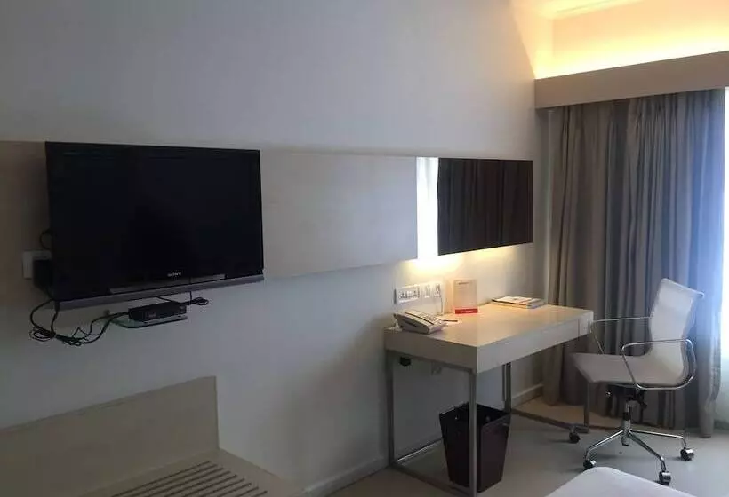 スタンダードルーム, The Gateway Hotel Beach Road Visakhapatnam