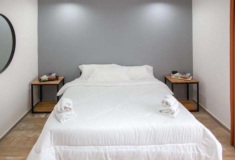 חדר סטנדרט לשלושה, Buongiorno B&b