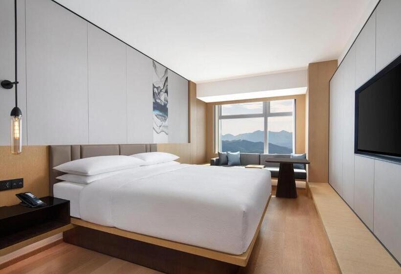Номер Superior Вид на Город, Fairfield By Marriott Shenshan Special Cooperation Zone