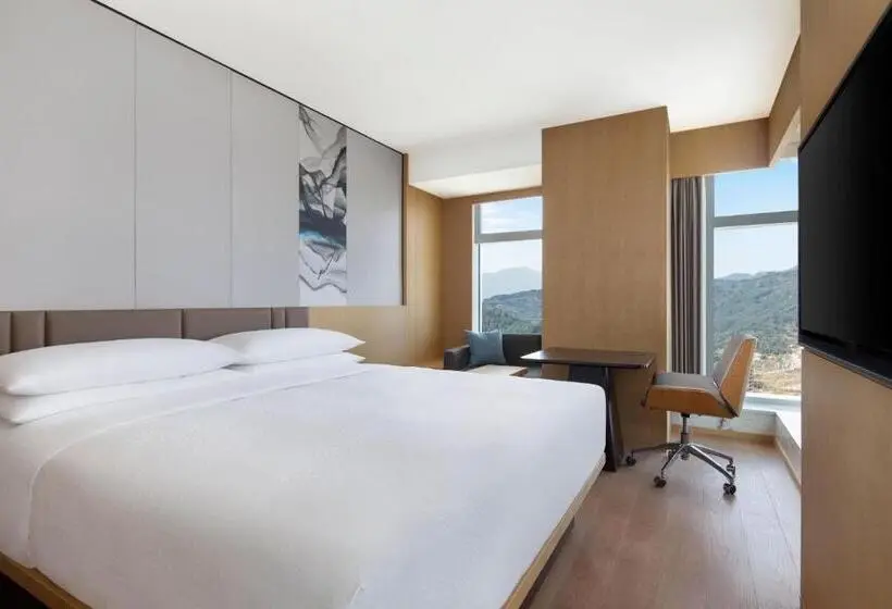 スタンダードシティビュールーム, Fairfield By Marriott Shenshan Special Cooperation Zone
