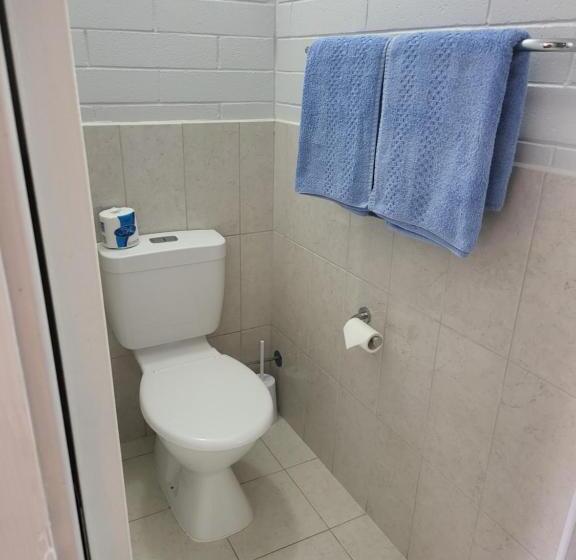 Номер Стандарт, Peterborough Motel