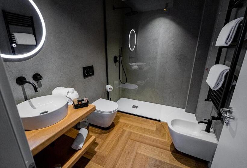 デラックスルーム, La Meridiana