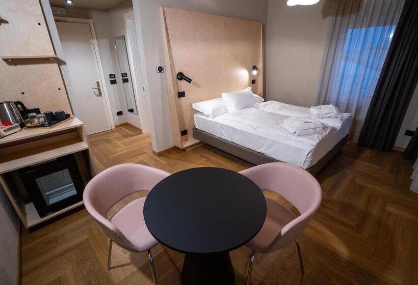 Номер Deluxe Кровать Кинг, La Meridiana