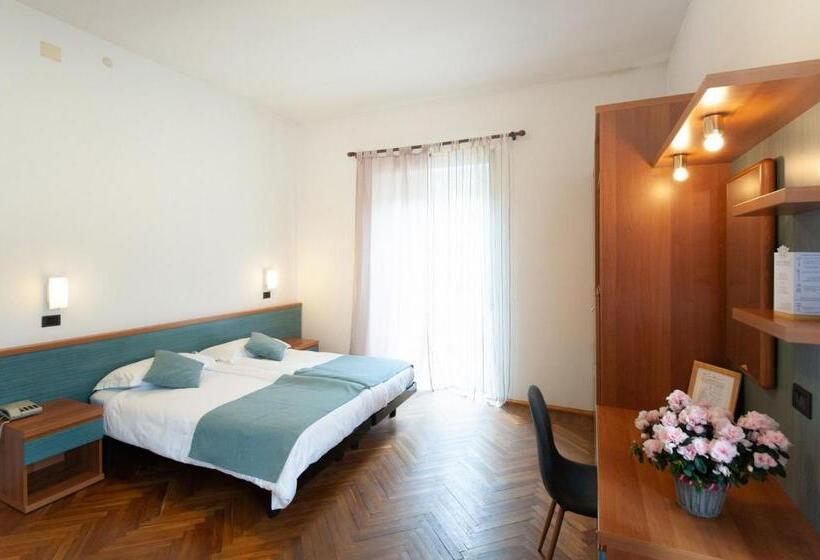 Номер Стандарт, Albergo San Carlo