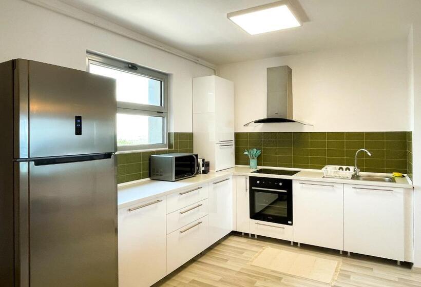 آپارتمان 1 خوابه با چشم‌انداز دریا, Olimp 35