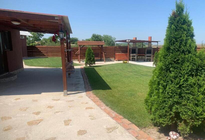 Standard room with outdoor bath, Cazare Nicoleta